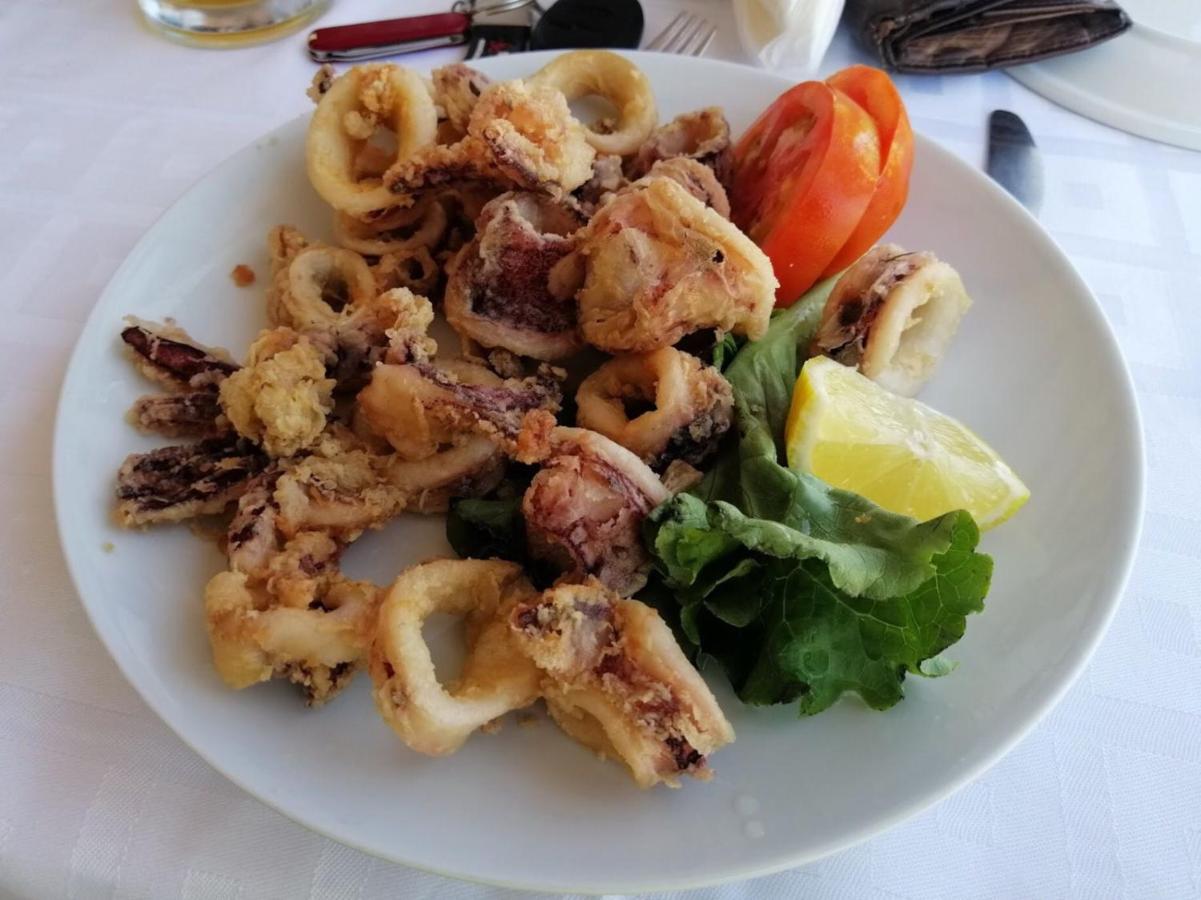 Villa Ilyos Ierissós Buitenkant foto