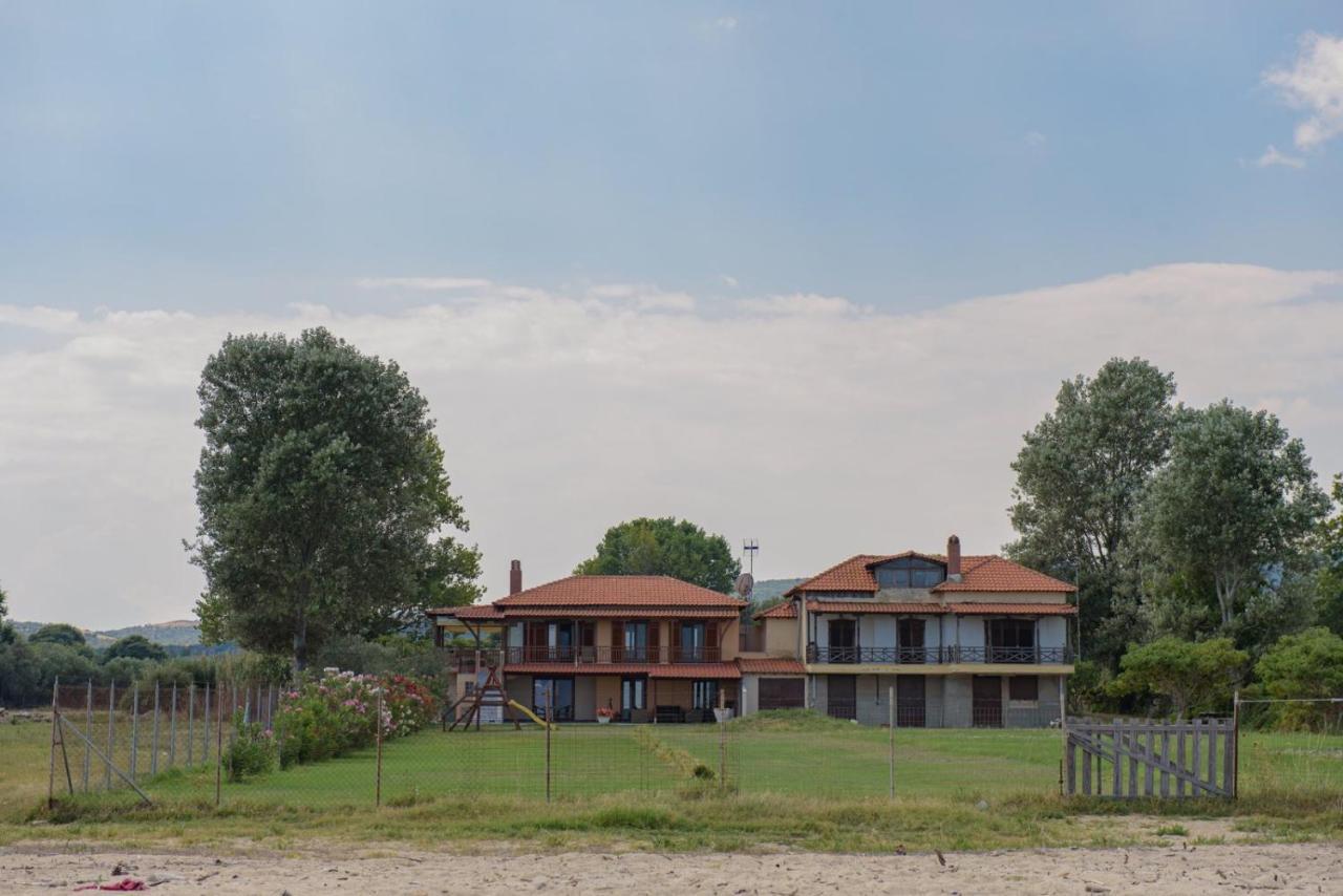 Villa Ilyos Ierissós Buitenkant foto